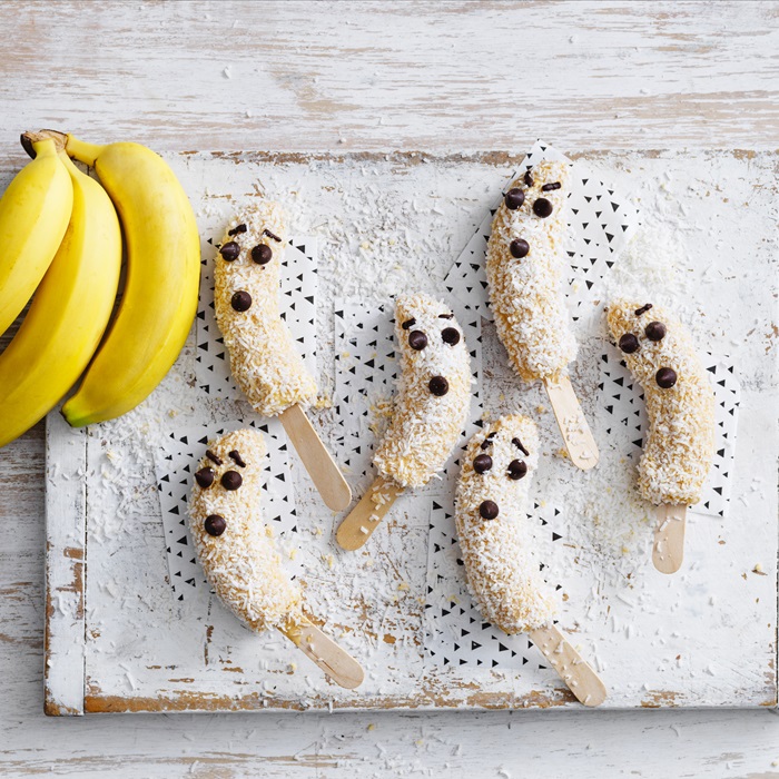 Halloween Banana Ghosts